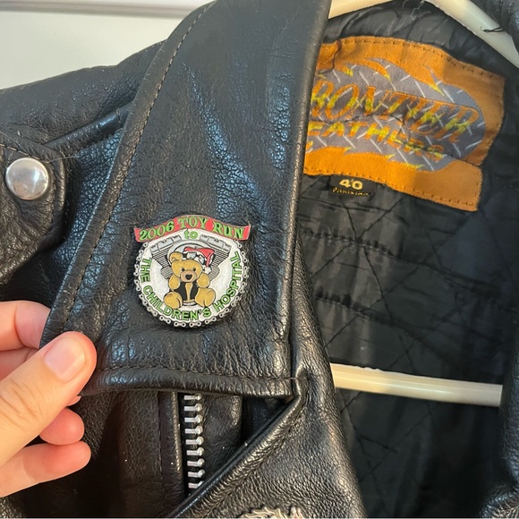 Harley Davidson 9/11 Remembrance Leather Jacket with Pins Size 40 - Picture 4 of 10
